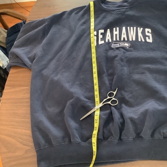 NFL Men’s Seattle Seahawks Sweatshirt Size 3 XL Blue - Picture 8 of 9